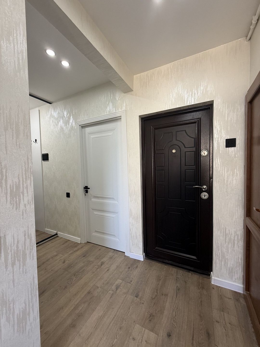 Satılır 2 otaqlı köhnə tikili 65 m² — Mənzil, Bakı (7)