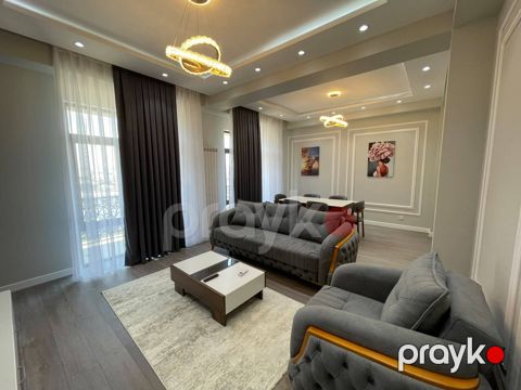 İcarəyə verilir 3 otaqlı yeni tikili 130 m²