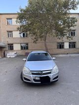 Opel Astra, 1.4 L, 2008 il, 230 000 km — Avtomobil