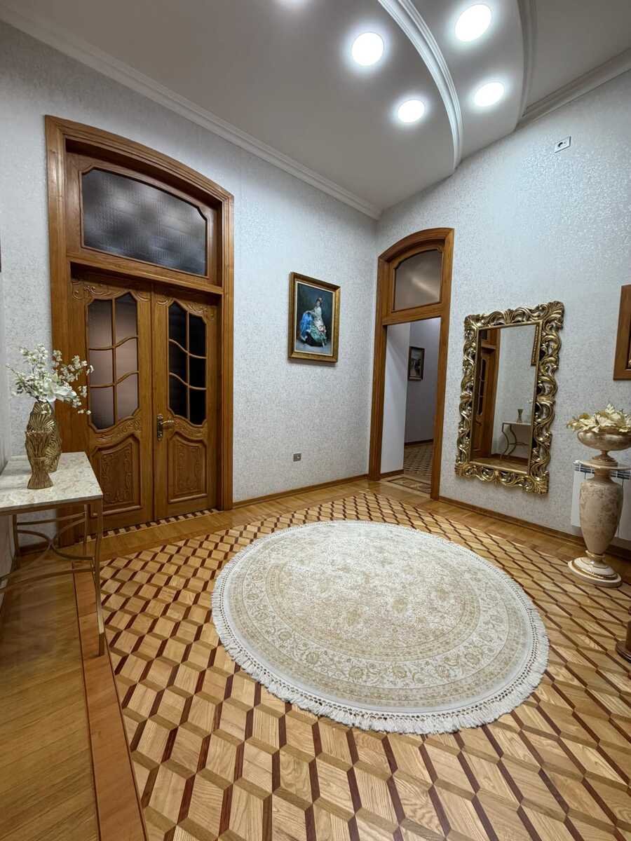 Satılır 7 otaqlı köhnə tikili 450 m² — Mənzil, Bakı (10)