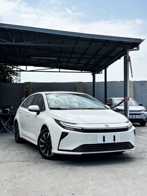 Toyota Corolla, 1.8 L, 0.85 kWh, 2026 il, yeni — Bakı