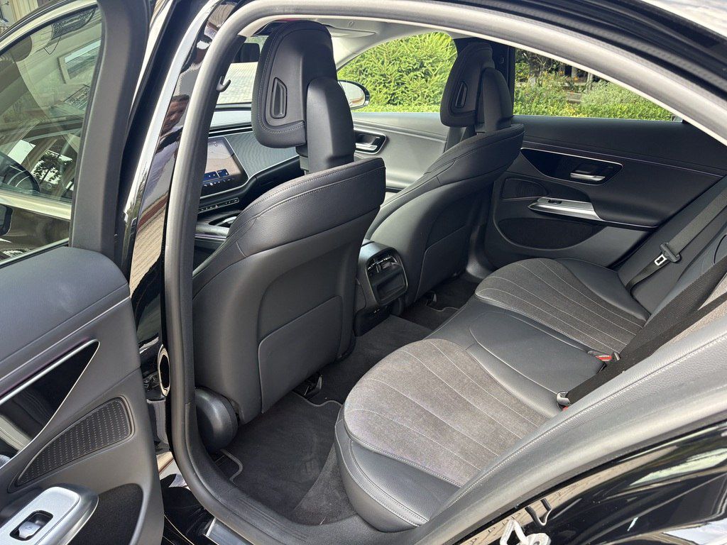 Mercedes E 350 e 2.0 L, 25.4 kWh, 2024 il, 19 000 km — Avtomobillər, Bakı (10)