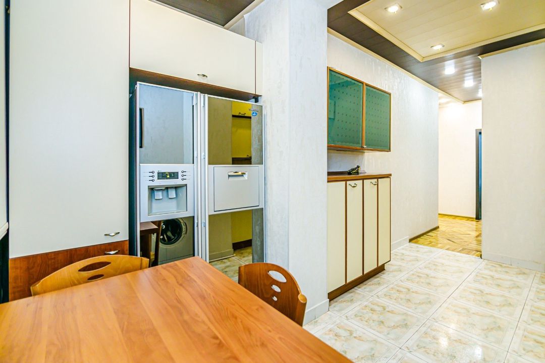 İcarəyə verilir 3 otaqlı köhnə tikili 83 m² — Mənzil, Bakı (11)