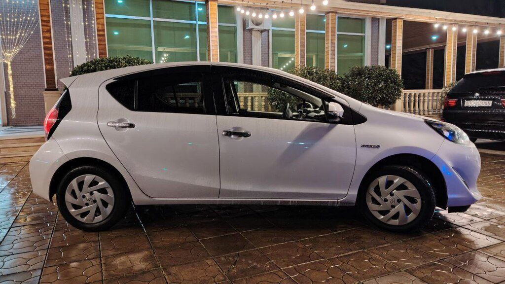 Toyota Aqua, 1.5 L, 0.87 kWh, 2018 il, 115 000 km — Avtomobillər, Bakı (6)