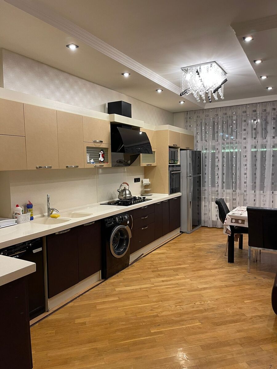 Satılır 3 otaqlı yeni tikili 160 m² — Mənzil, Bakı (7)