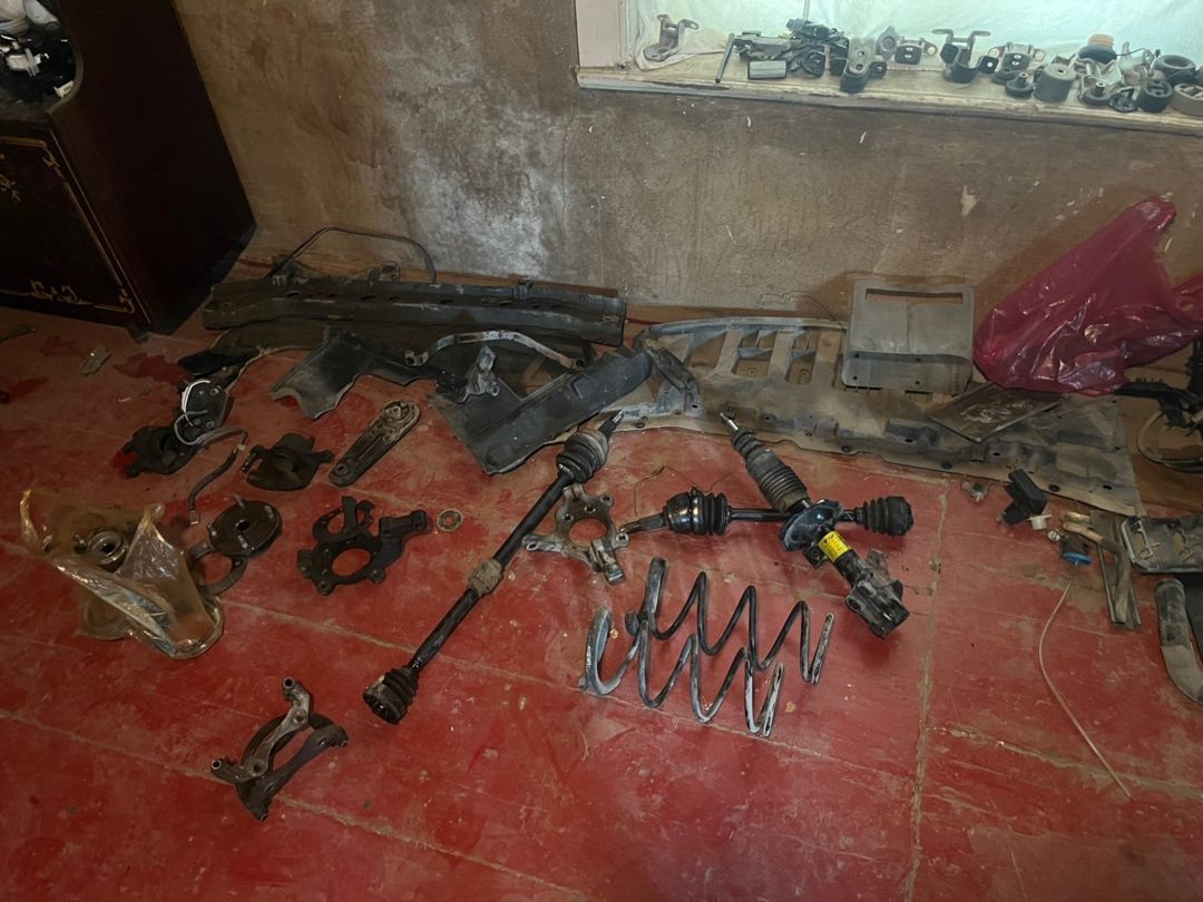 Nissan Tiida ehtiyat hissələri — Ehtiyat hissələri və aksesuarlar, Bakı (9)