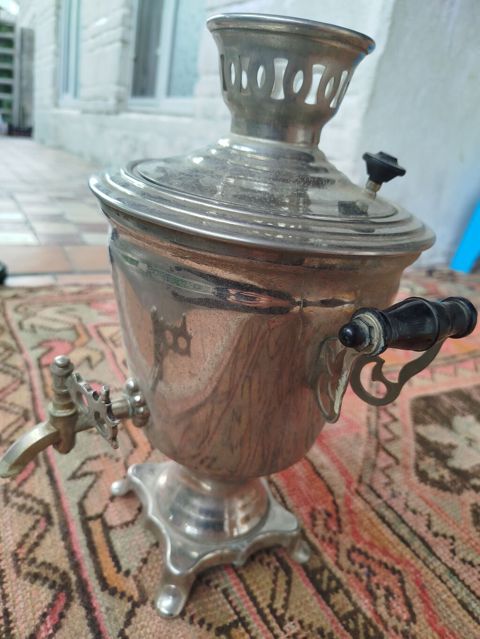 Elektrik samovar - Material: metal korpus, cilalanmış səth, dekorativ — Şəki