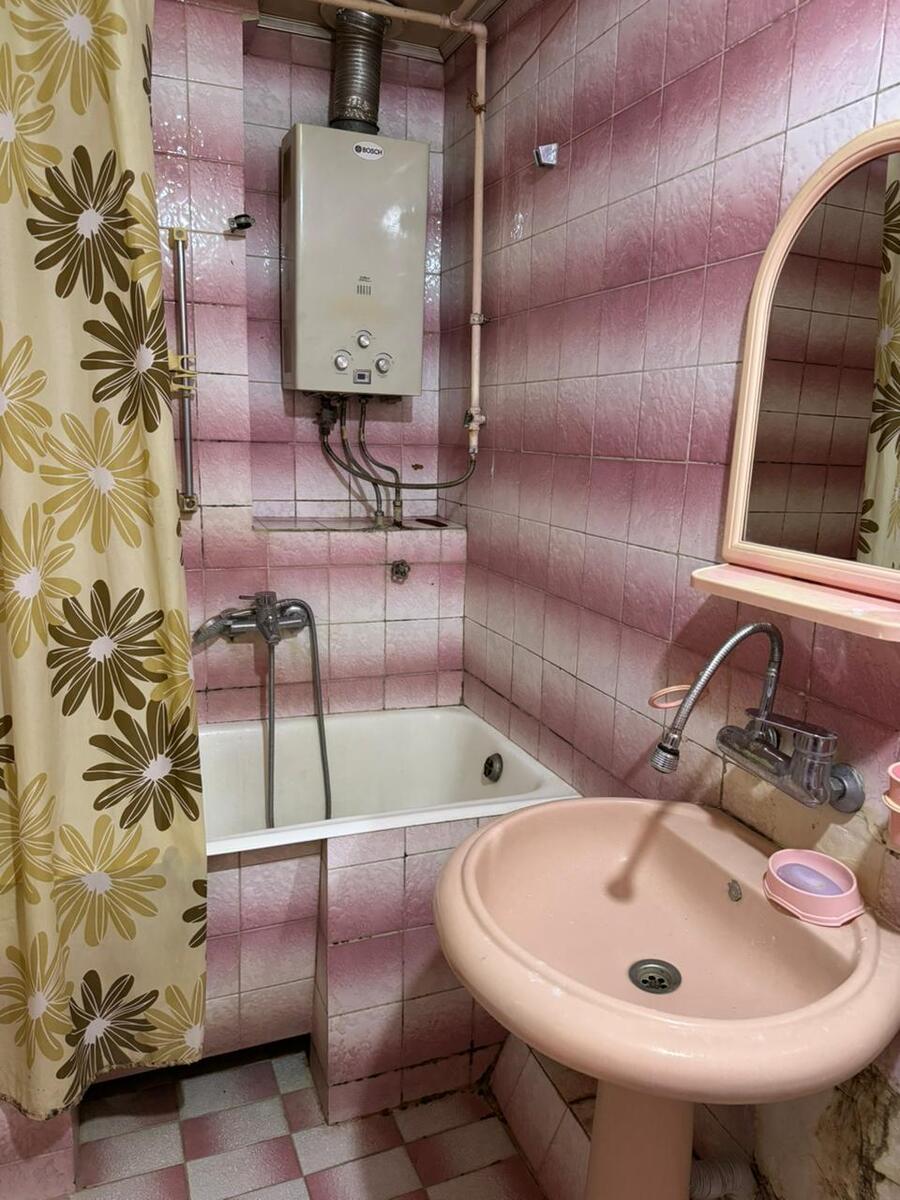 İcarəyə verilir 2 otaqlı köhnə tikili 55 m² — Mənzil, Bakı (9)
