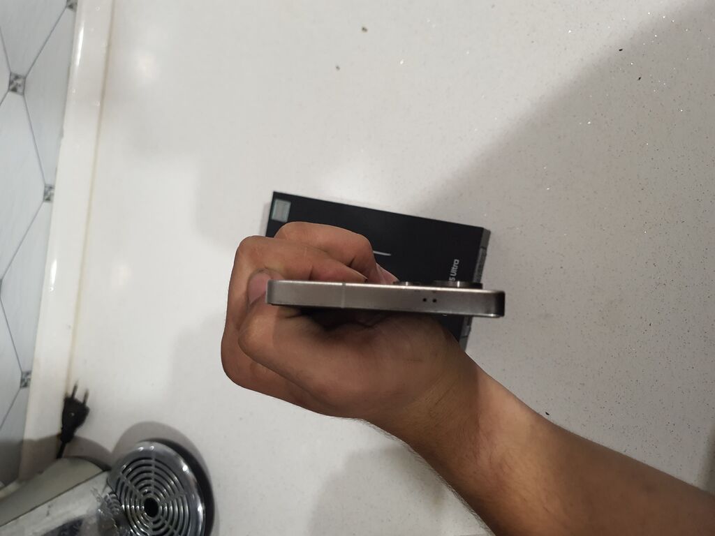 Samsung Galaxy S25 Ultra, rəng - Boz, Sənədlərlə — Samsung, Bakı (5)