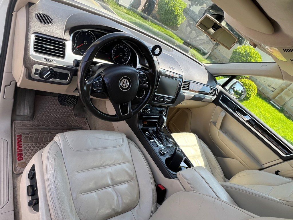 Volkswagen Touareg, 3.6 L, 2011 il, 329 000 km — Avtomobillər, Bakı (2)