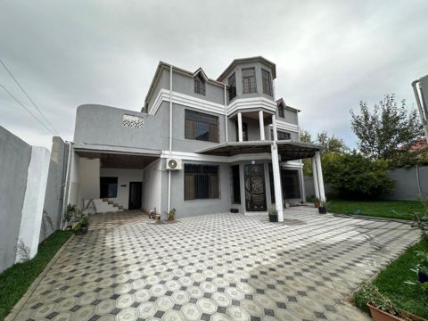 Satılır 6 otaqlı həyət evi/bağ evi 435 m² — Bakı