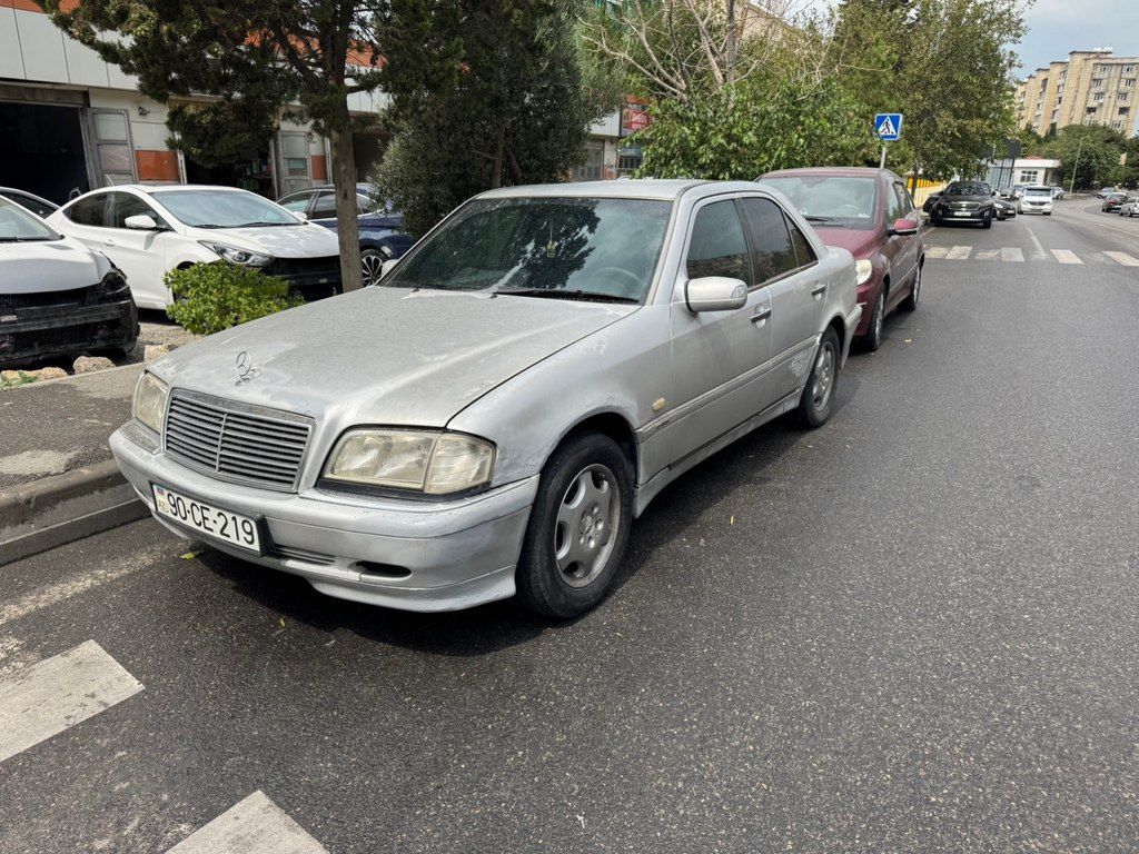 Mercedes C 180, 1.8 L, 1995 il, 457 580 km — Avtomobillər, Bakı (10)