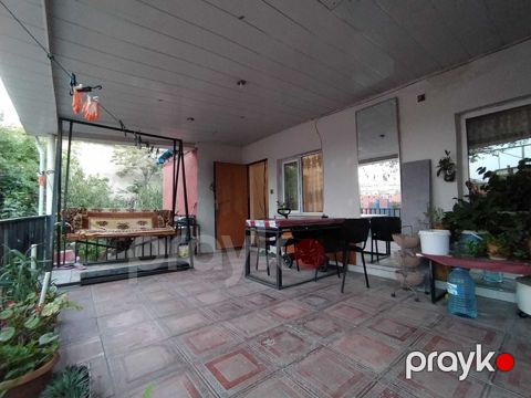 Satılır 5 otaqlı həyət evi/bağ evi 200 m²