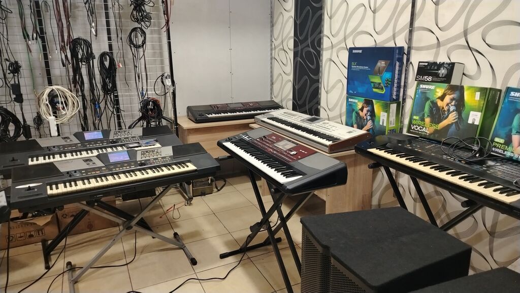 Korg Pa-700 QT Oriental versiya satilir. U-pakovka aletdir. 1 il — Musiqiə alətləri, Bərdə (6)