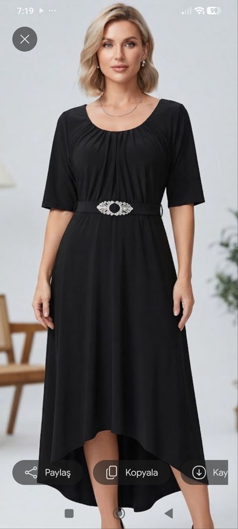 Qara rəngli zərif paltar - Model: yarımdairəvi dekolteli, qısa qol — Bakı
