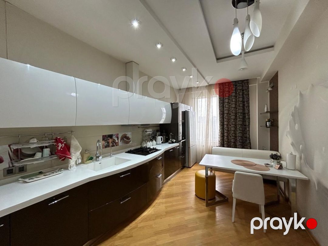 Satılır 5 otaqlı yeni tikili 215 m² — Mənzil, Bakı (11)