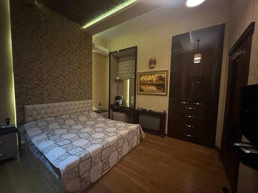 Satılır 3 otaqlı köhnə tikili 120 m² — Mənzil, Bakı (8)