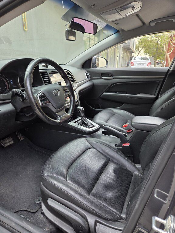 Hyundai Avante, 1.6 L, 2016 il, 240 000 km — Avtomobillər, Sumqayıt (11)