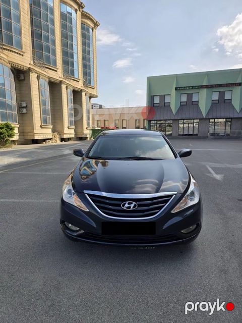 Hyundai Sonata, 2.4 L, 2010 il, 250 000 km