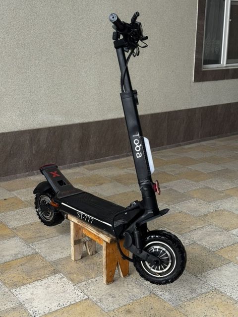 Elektrik skuter – ST-777 Xüsusiyyətlər: - Güclü elektrik ötürücü — Gədəbəy