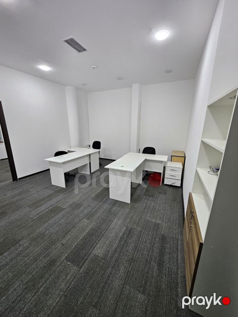 İcarəyə verilir 2 otaqlı ofis 45 m²