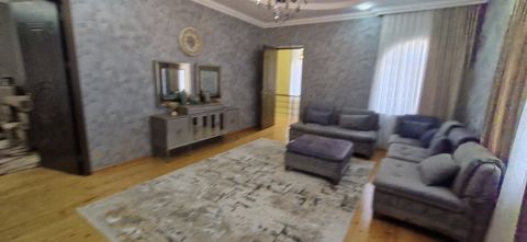 Satılır 7 otaqlı həyət evi/bağ evi 260 m² — Bakı