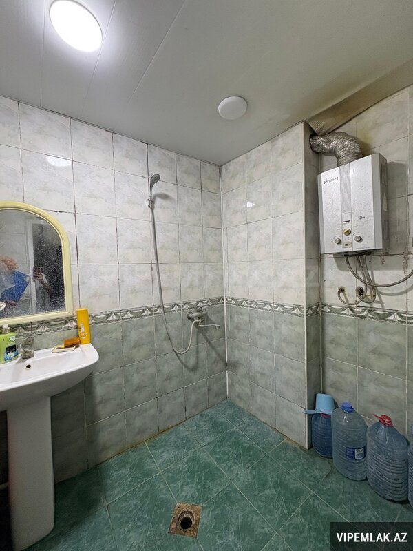 Yasamal rayonunda 1 otaqlı Köhnə tikili Kirayə verilir, 40 m² — Mənzil, Bakı (2)