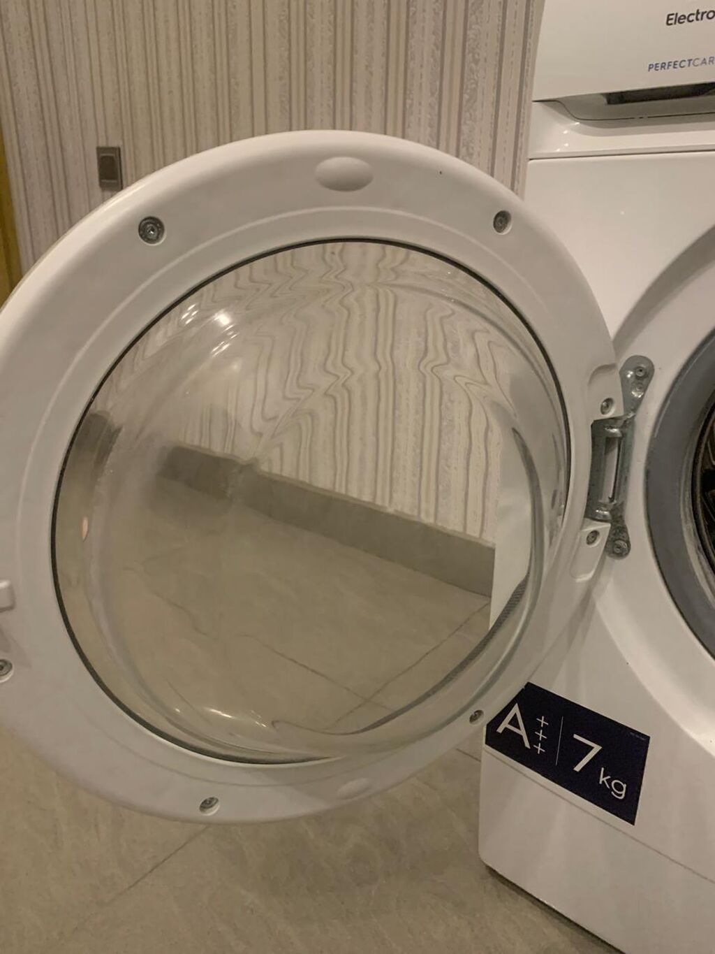 Electrolux PerfectCare 600 önyükləməli paltaryuyan maşın - Yük — Çamaşır maşınları, Bakı (4)