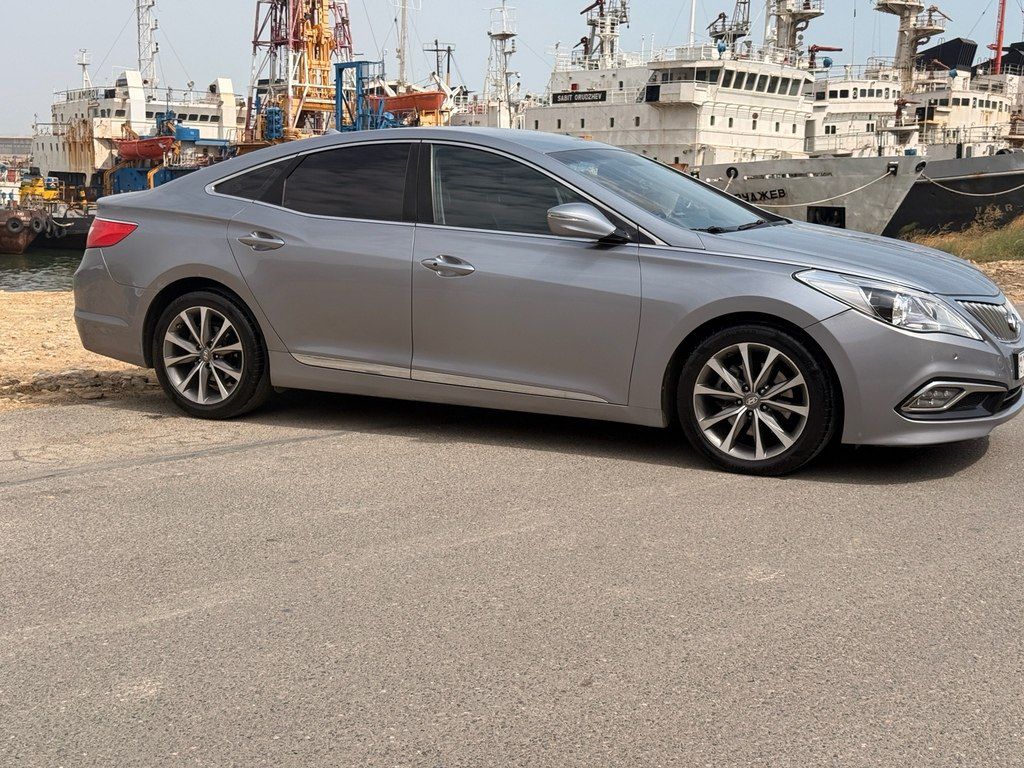 Hyundai Grandeur, 2.2 L, 2014 il, 360 000 km — Avtomobillər, Bakı (9)