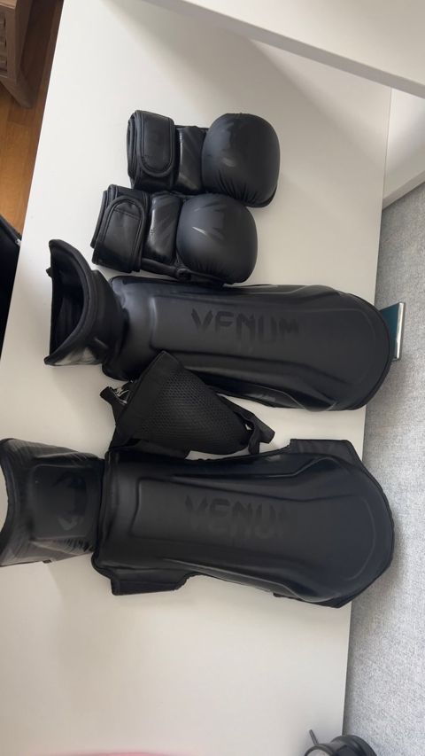 Venum dəsti — Bakı