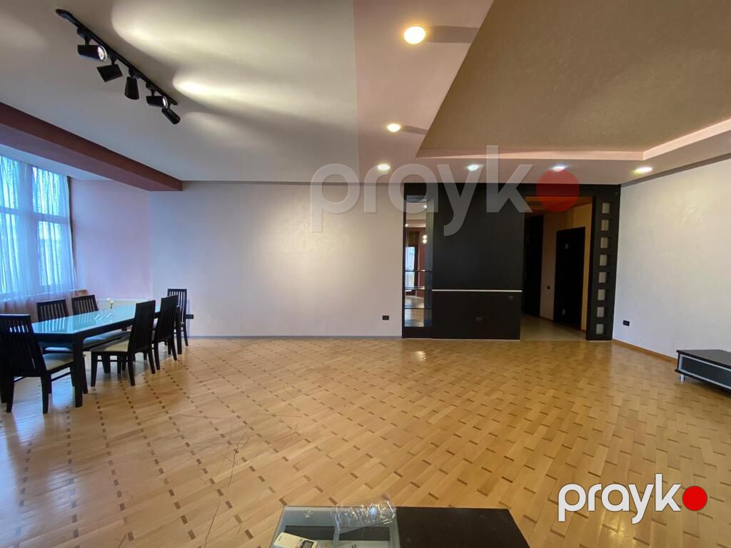 Satılır 4 otaqlı yeni tikili 220 m² — Mənzil, Bakı (7)
