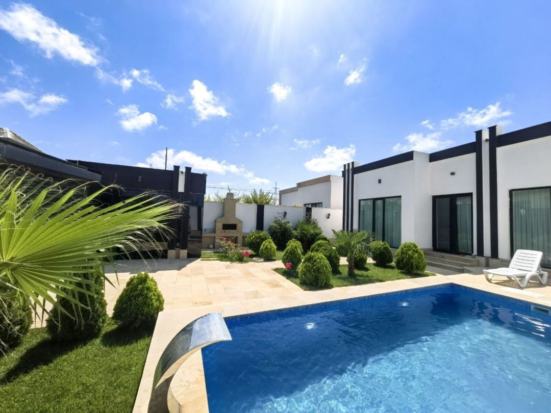 Satılır 4 otaqlı həyət evi/bağ evi 110 m² — Ev, villa, Bakı (4)
