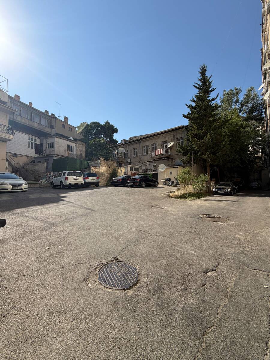 Satılır 2 otaqlı köhnə tikili 60 m² — Mənzil, Bakı (6)