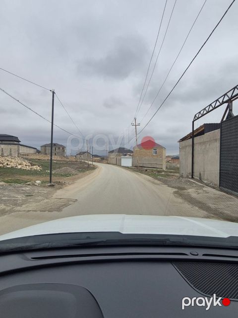 10 sot torpaq sahəsi, Saray qəs