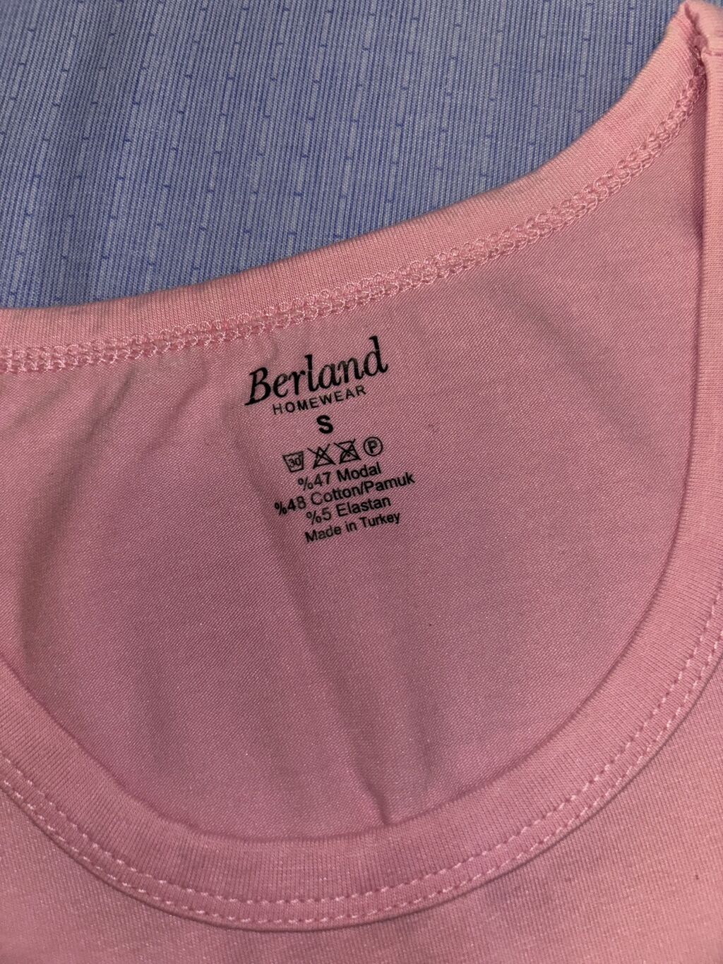 Qadın pijama dəsti ikinci əl. Az geyinilib, S ölçü. İşlək — Ev paltarı, Bakı (4)