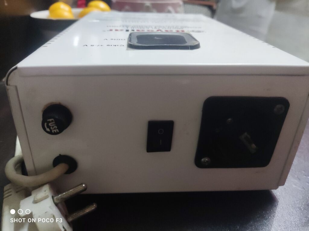 Baysallar mikro işlemcili kombi voltaj regulatoru - Model: Baysallar — Gərginlik stabilizatoru, Bakı (2)