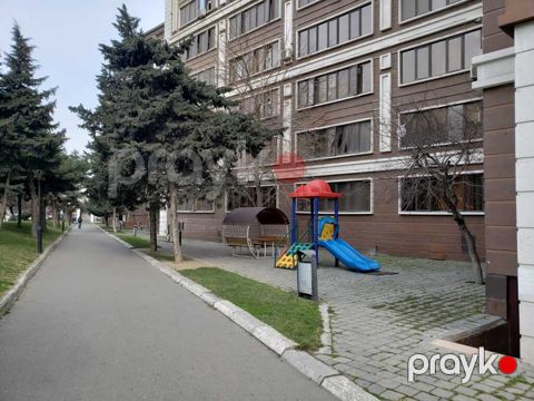 Satılır obyekt 100 m²