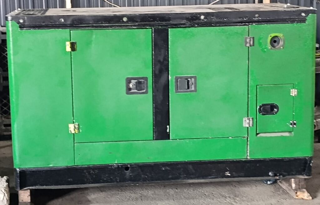 Səssiz tip dizel generator – yaşıl səsizləşdirilmiş (kanopili) — Generatorlar, Bakı (3)