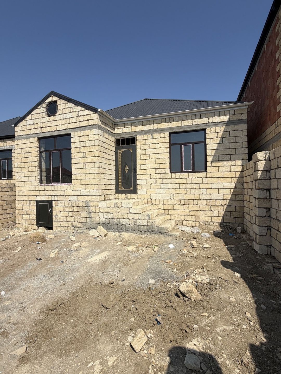 Satılır 3 otaqlı həyət evi/bağ evi 90 m² — Ev, villa, Bakı (2)