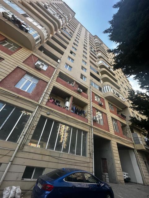 Satılır 3 otaqlı yeni tikili 120 m² — Bakı