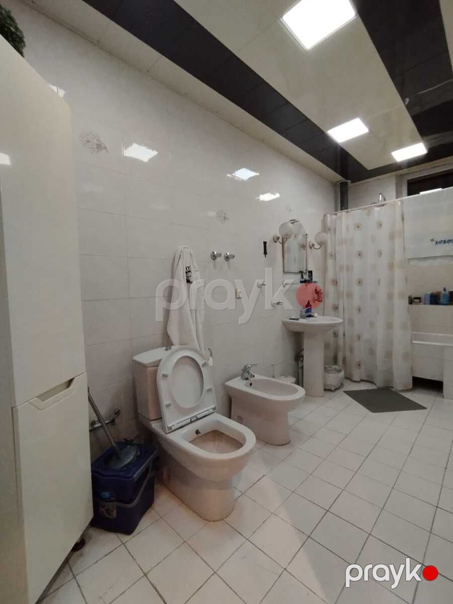 Satılır 2 otaqlı köhnə tikili 75 m² — Mənzil, Bakı (6)