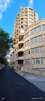Satılır obyekt 1305.8 m² — Mirvari