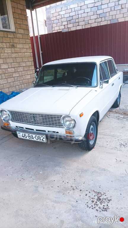Lada (VAZ) 21011, 1.3 L, 1976 il, 300 000 km