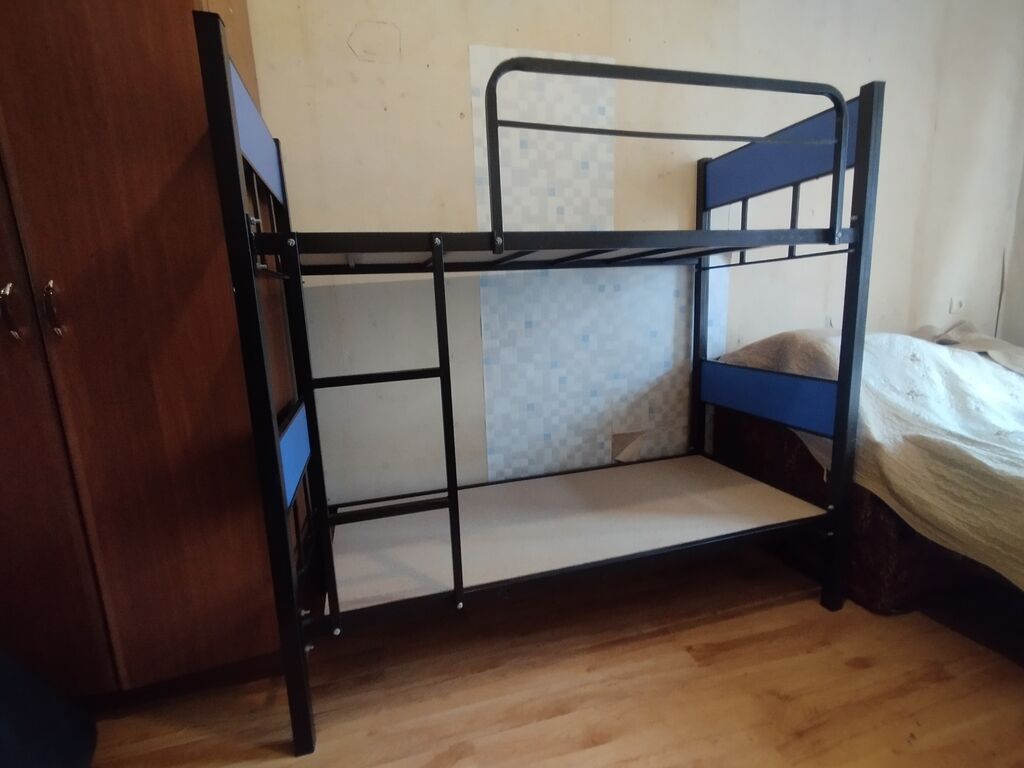 Metall iki mərtəbəli çarpayı - Karkas: möhkəm qara metal konstruksiya — Yataqlar, Bakı (5)