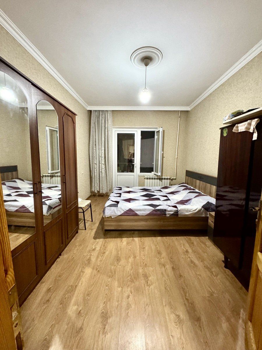 Satılır 2 otaqlı köhnə tikili 65 m² — Mənzil, Bakı (2)