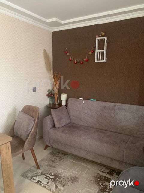 Satılır 2 otaqlı köhnə tikili 45 m²