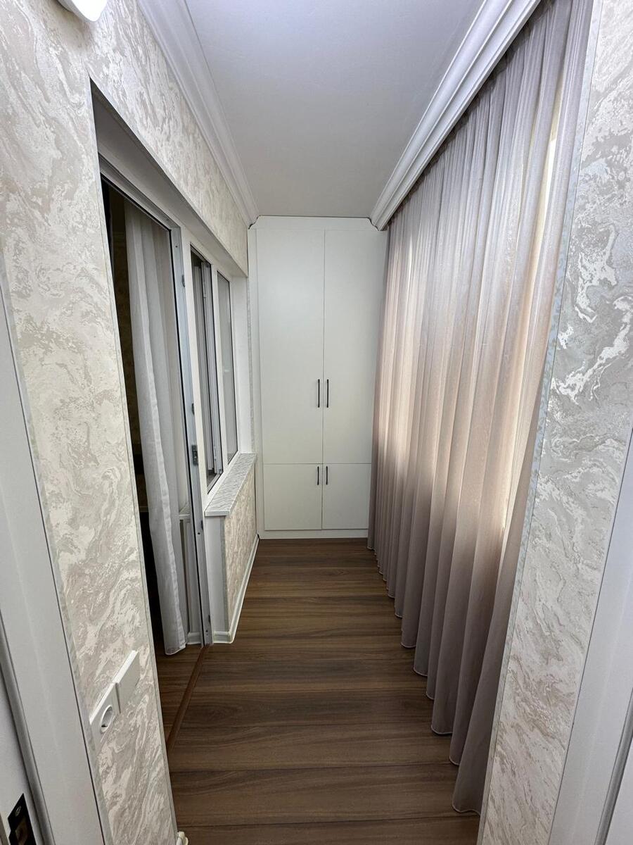 Satılır 4 otaqlı köhnə tikili 97 m² — Mənzil, Sumqayıt