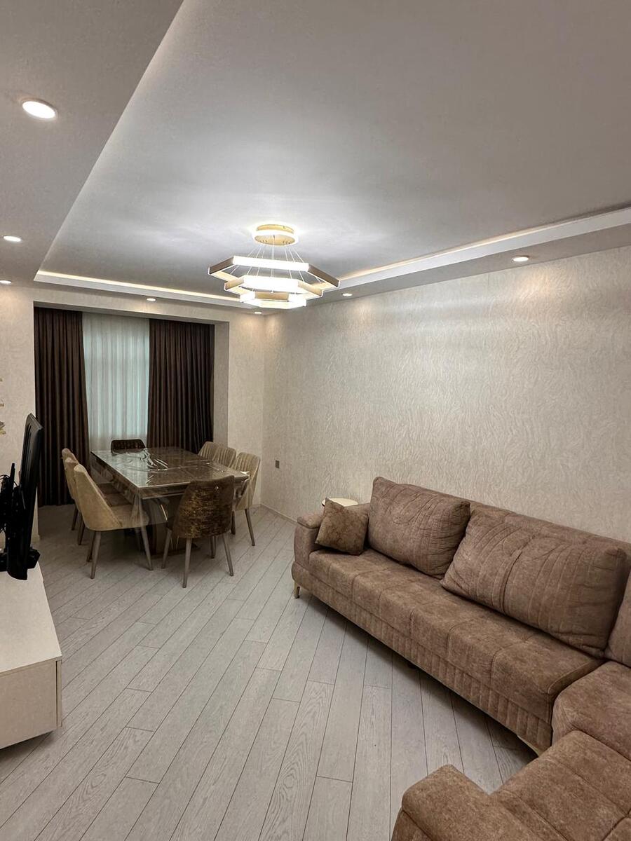 Satılır 3 otaqlı köhnə tikili 90 m² — Mənzil, Bakı (2)