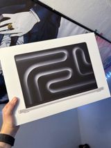 Macbook Pro 14'inch M5 Max 48/2TB — Компьютеры и ноутбуки