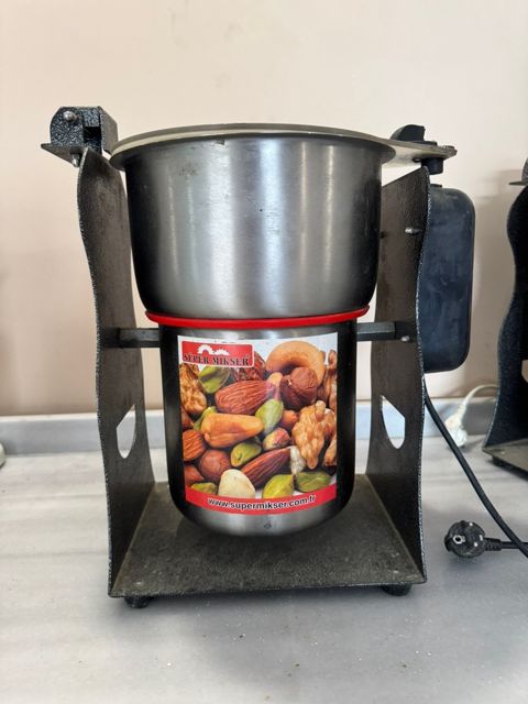 Süpermixer üyüdücü — Bakı